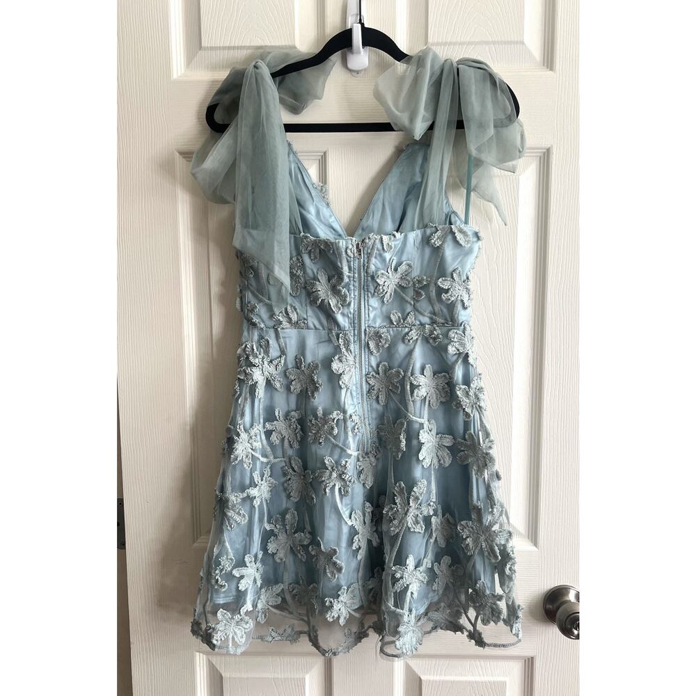 SELFIE LESLIE Mykonos Morning Tie Shoulder Floral Embellished Mini Dress S NWT - Picture 8 of 13